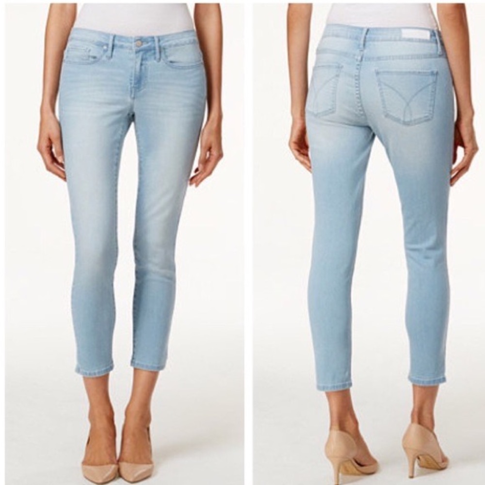 Calvin Klein | Light Wash Stretchy Jeans